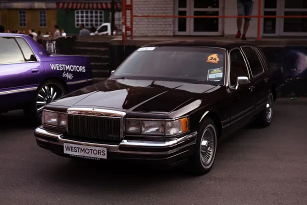 노미니 카지노 안드로이드/iOS 앱